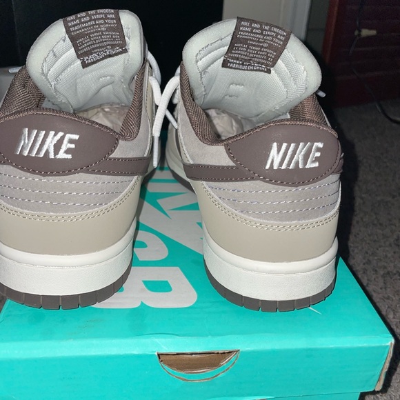 Nike SB dunks tumbled sand lows - Picture 7 of 9